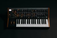 Moog Subsequent 38