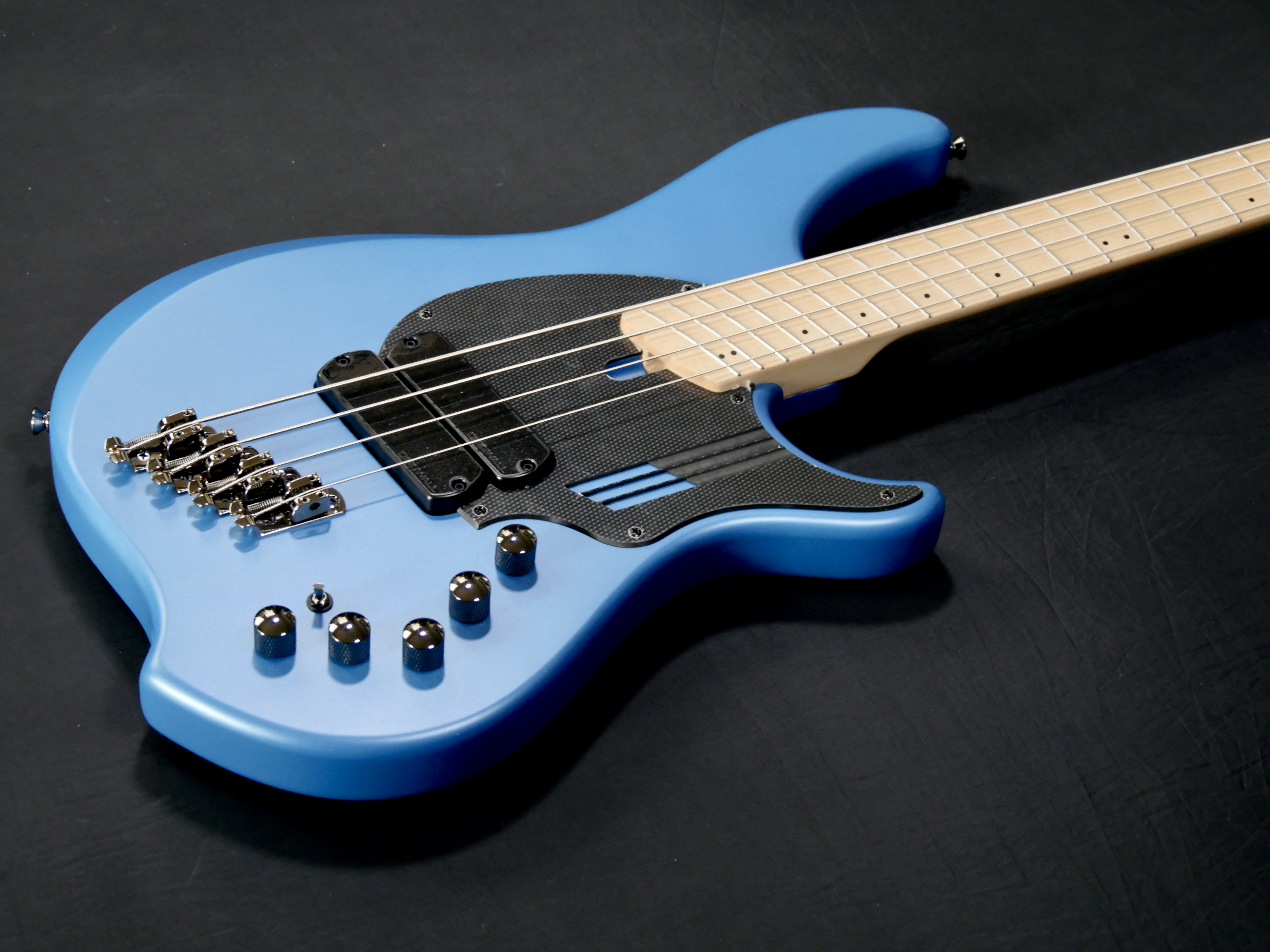 Dingwall NG2-4 Laguna Seca Pearl Blue