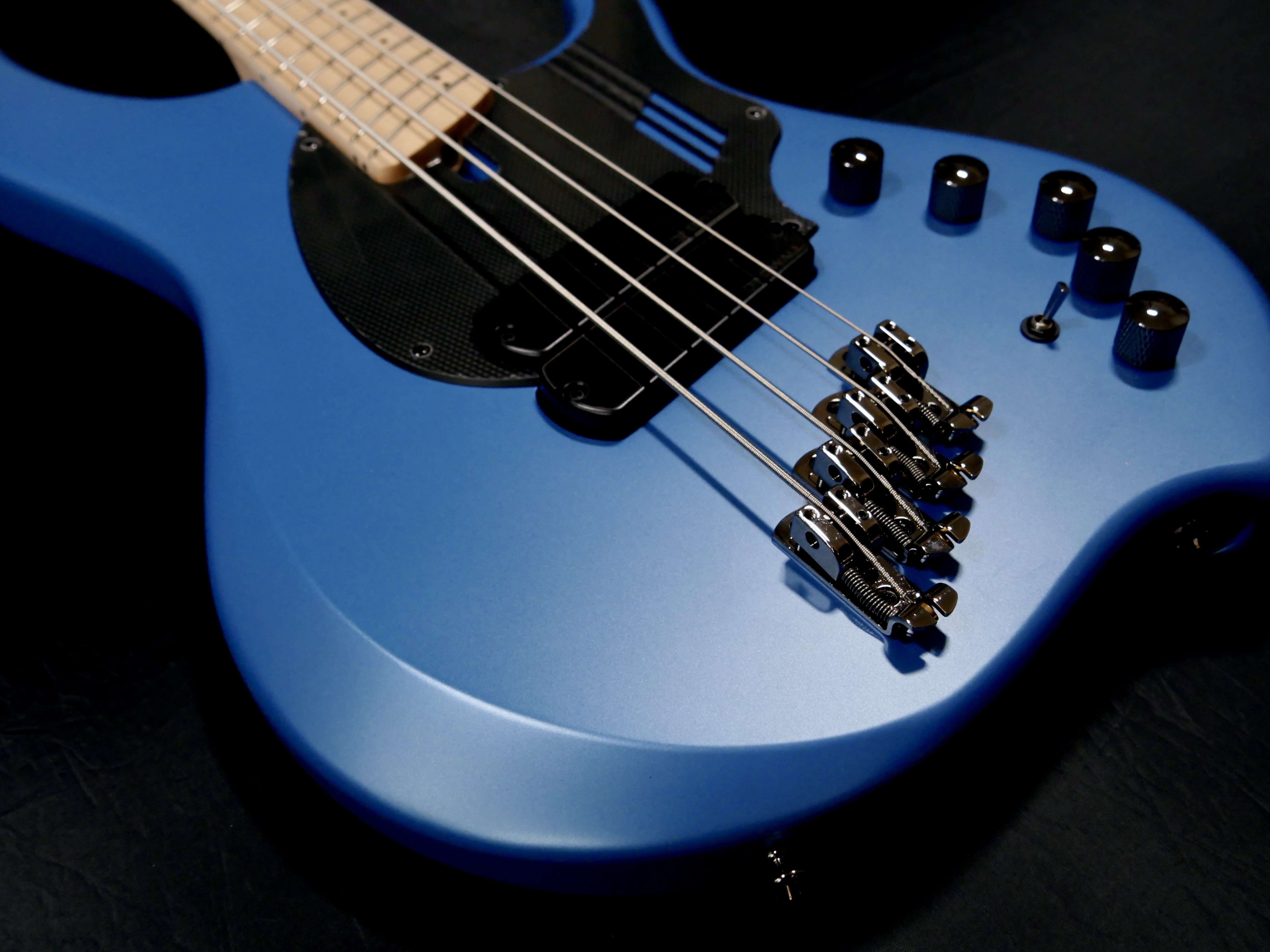Dingwall NG2-4 Leguna Seca Pearl Blue
