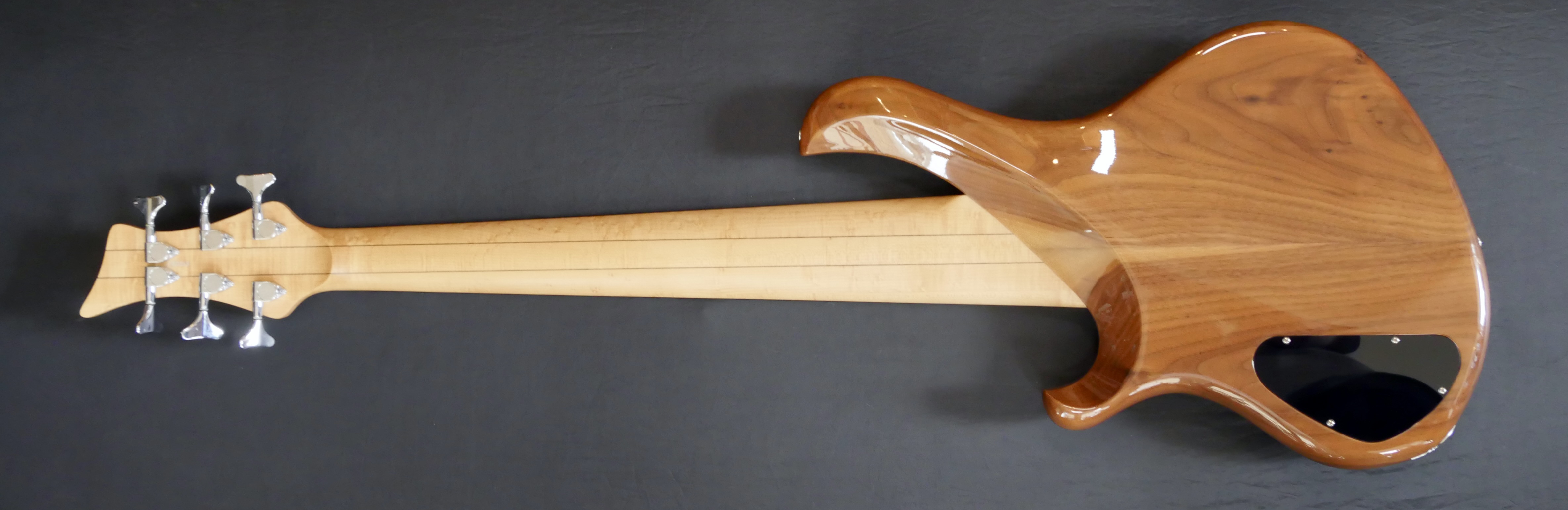 Preowned Maruszczyk Frog Omega Burled Walnut (2018)