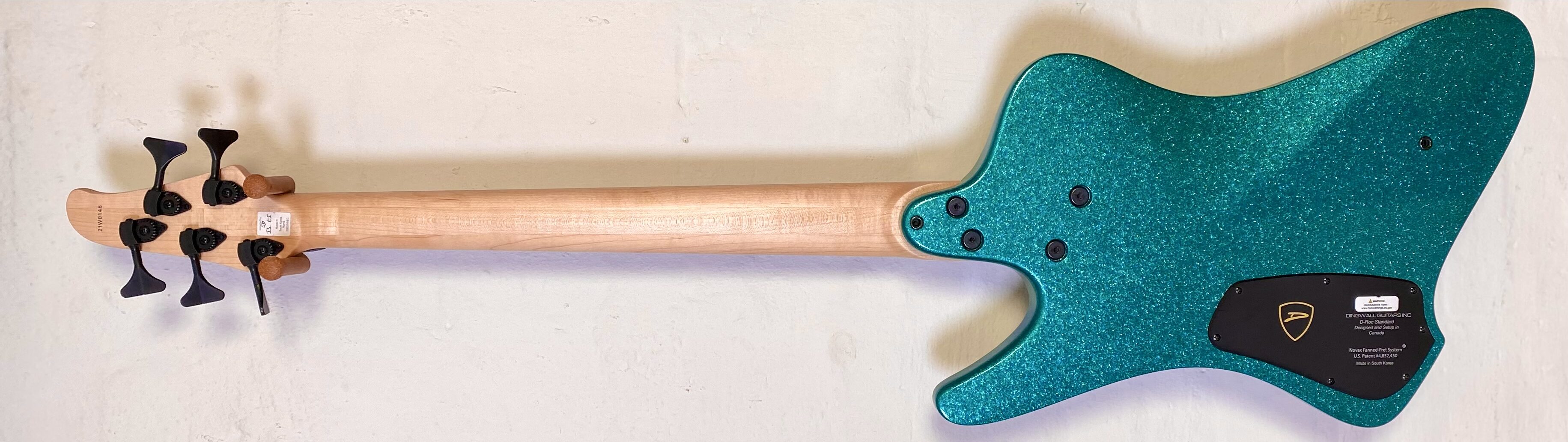 Pre-owned Dingwall D-roc 5