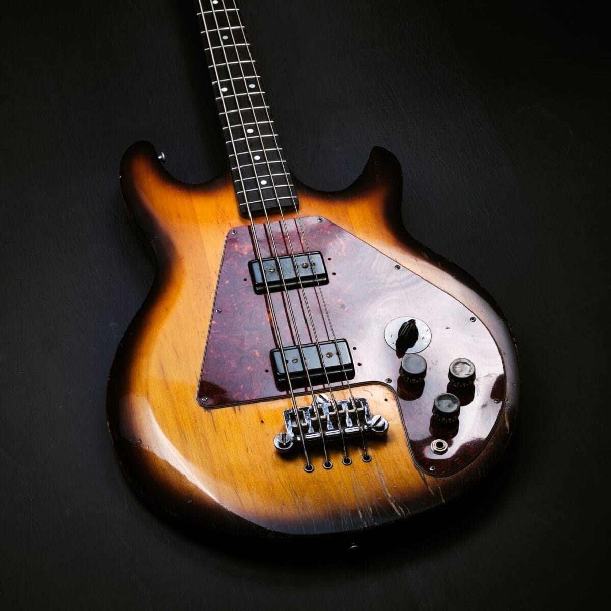 Gobson Ripper Pre-owned Gibson Ripper L-9 Tobacco Burst (1973) | Bass Buddha