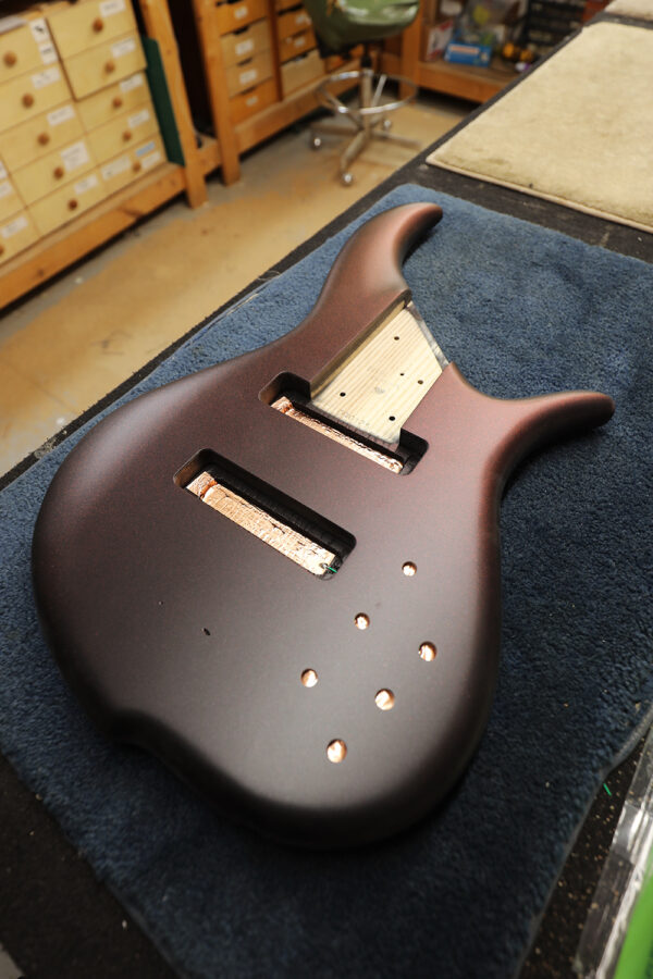 F Bass BN5 Dark Cherry ’Shellshock’ Colourshift