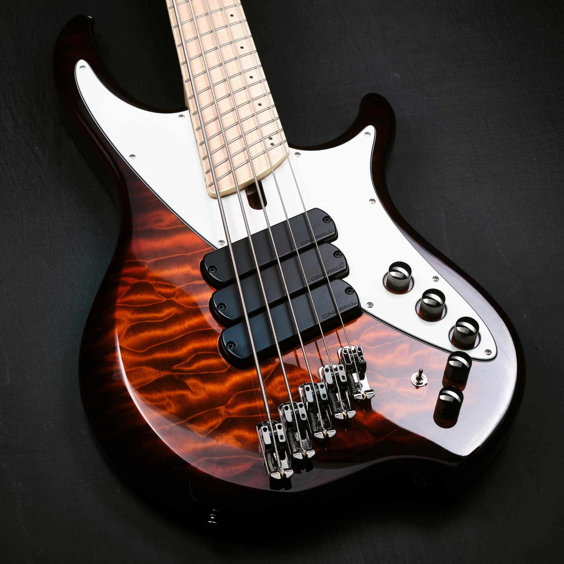 【美品】Dingwall Combustion 5st Dingwall Combustion 5 Quilted Maple Vintage Burst | Bass Buddha