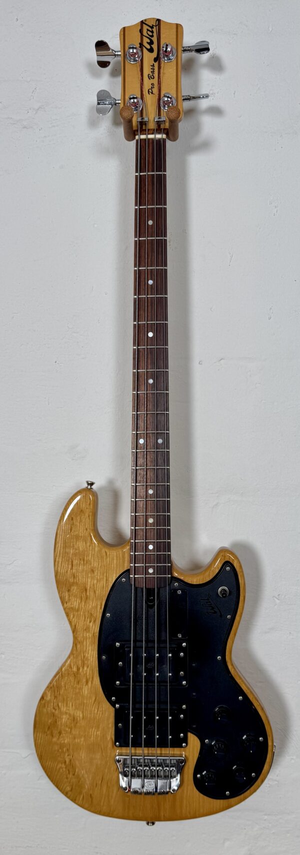 Pre-owned Wal Pro Bass II E – 1979