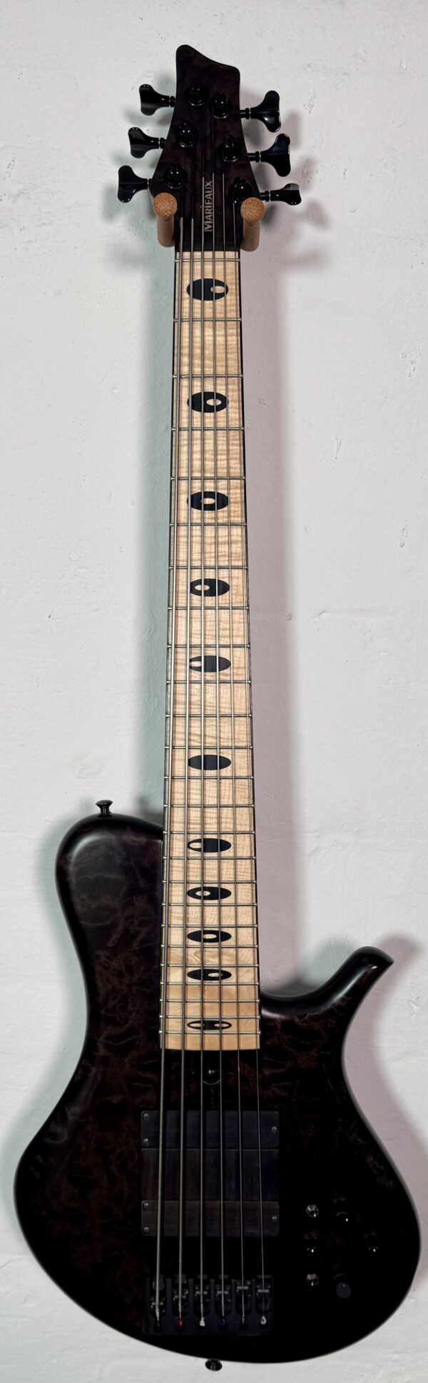 Preowned Marleaux M-Bass 6 Blackburst Quilted Macore Top