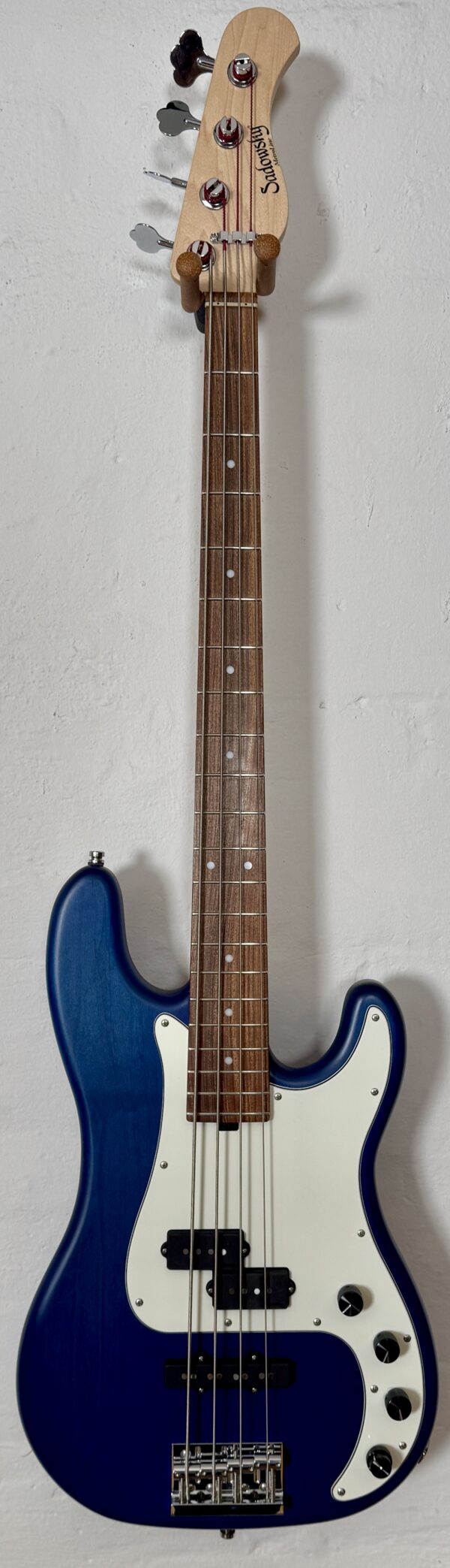 Preowned Sadowsky Metroline Hybrid PJ4 Ocean Blue Transparent Satin