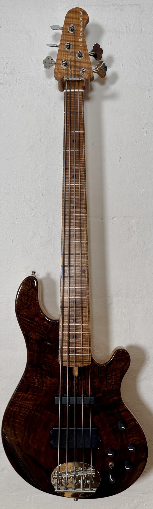 Preowned Lakland US 55-94 Deluxe Claro Walnut