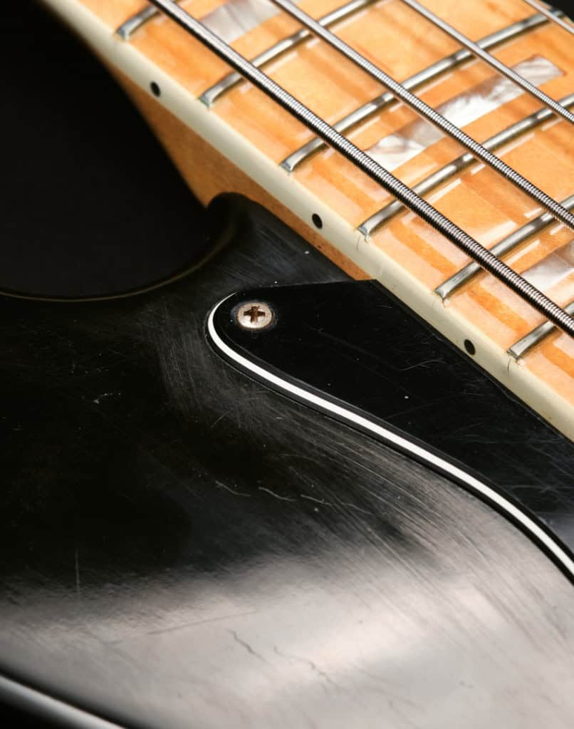 Pre-owned Fender Jazz Bass Black 1977 (4)