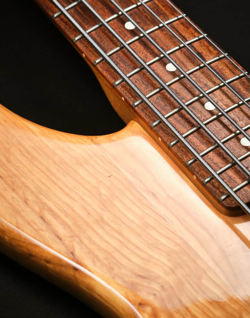 Pre-owned Fender Jazz Bass Plus V Natural 1990 (4)