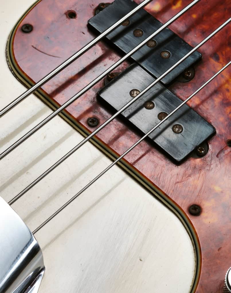 Pre-owned Fender Precision Bass Olympic White 1964 OHSC (3)