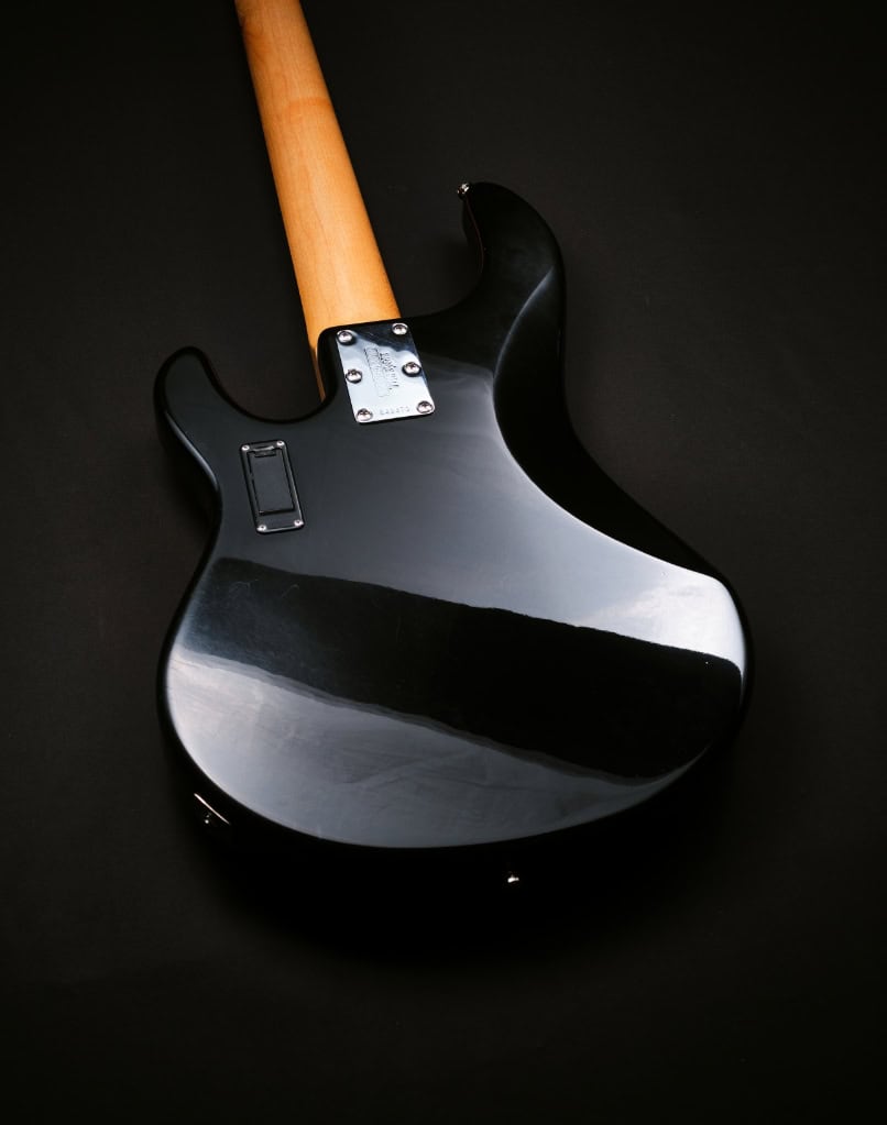 Pre-owned Musicman StingRay HH 5 Black 2007 (6)