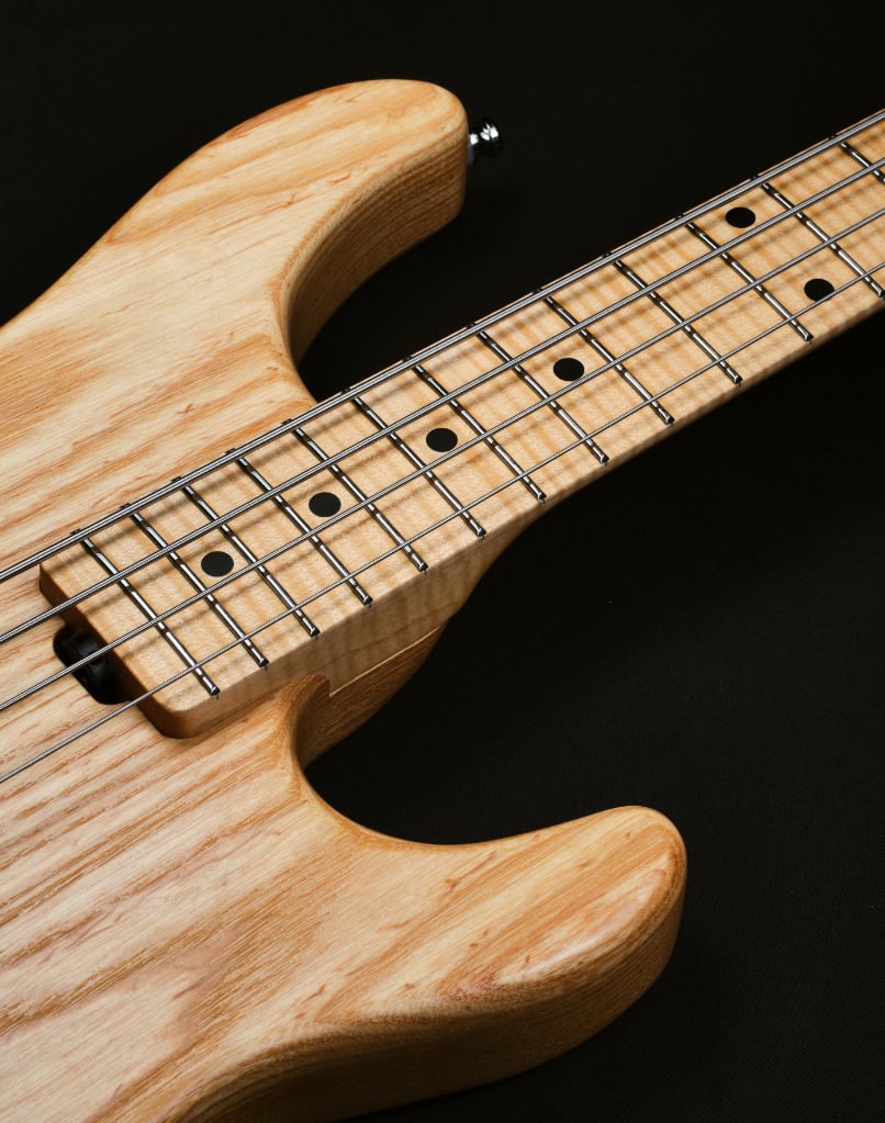 Pre-owned Musicman Joe Dart Signature Bass Limited Edition #15 of 50 2019 (4)