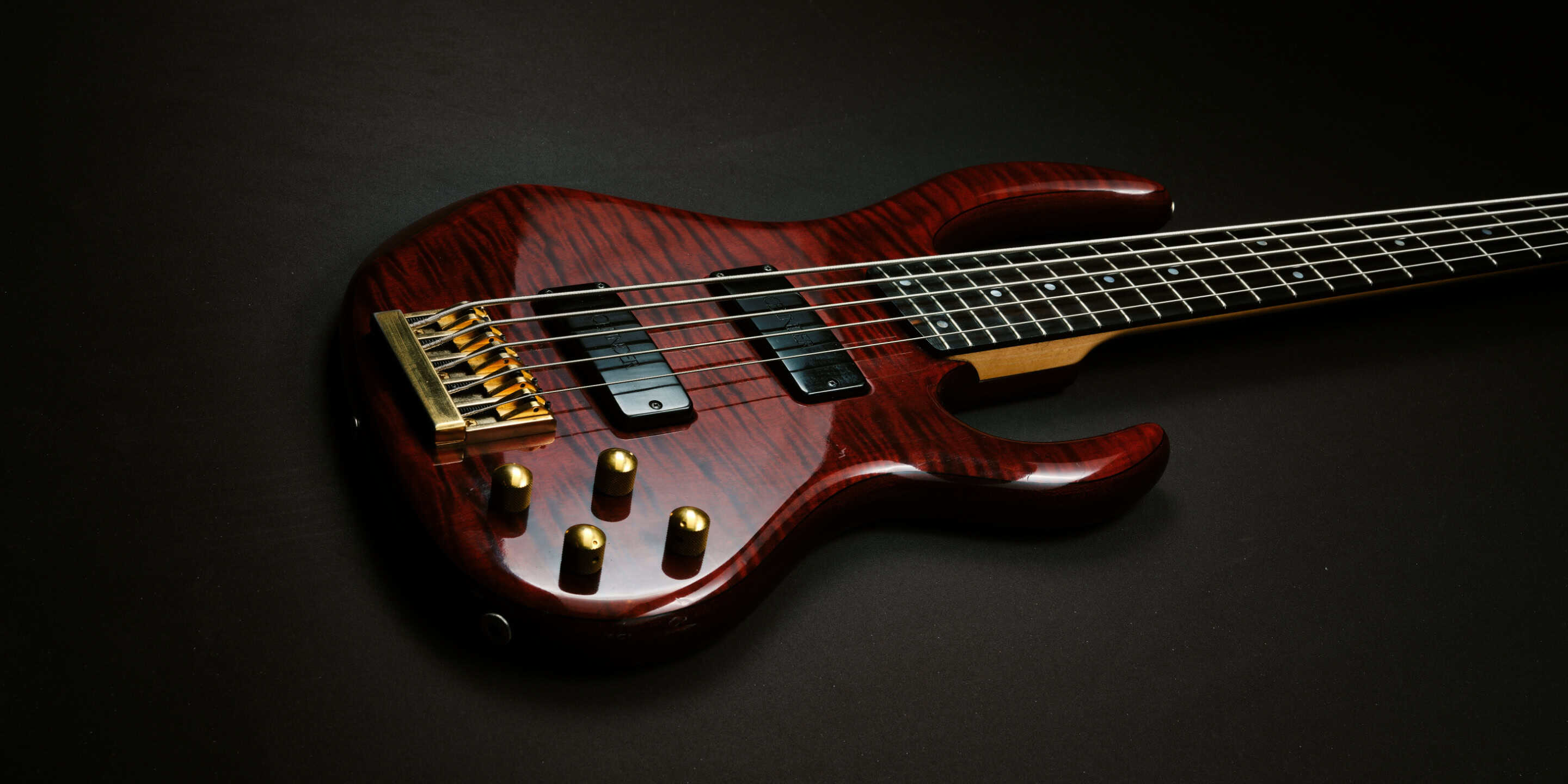 Pre-owned Celinder Custom 5 Transparent Red (2000s) banner