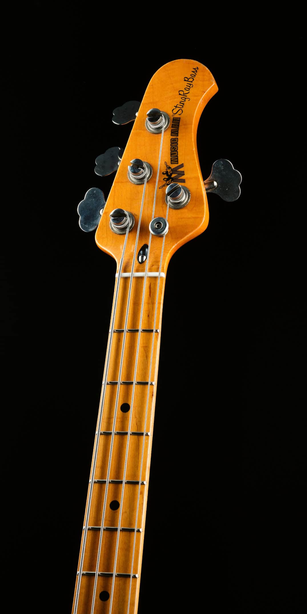 Pre-owned Musicman StingRay Pre-Ernie Ball Natural 1979 (2)