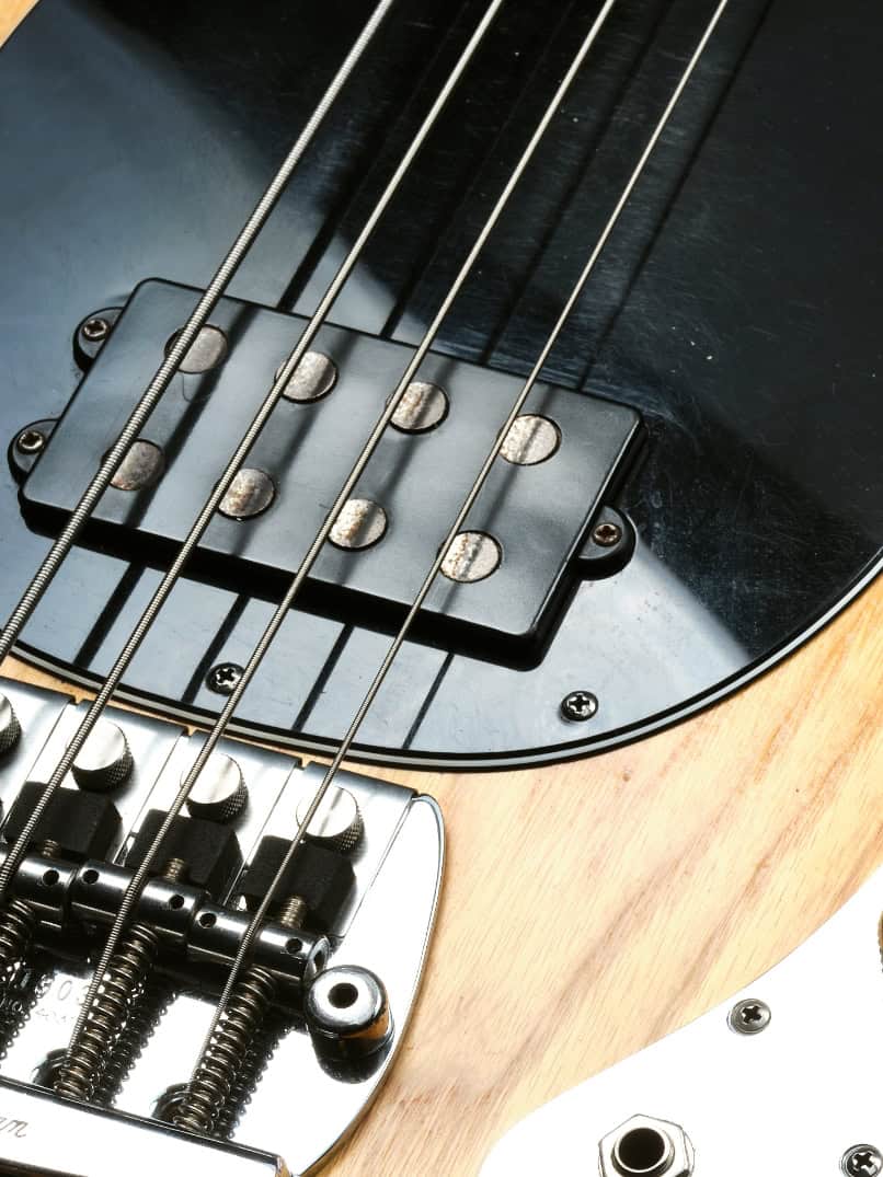 Pre-owned Musicman StingRay Pre-Ernie Ball Natural 1979 (3)