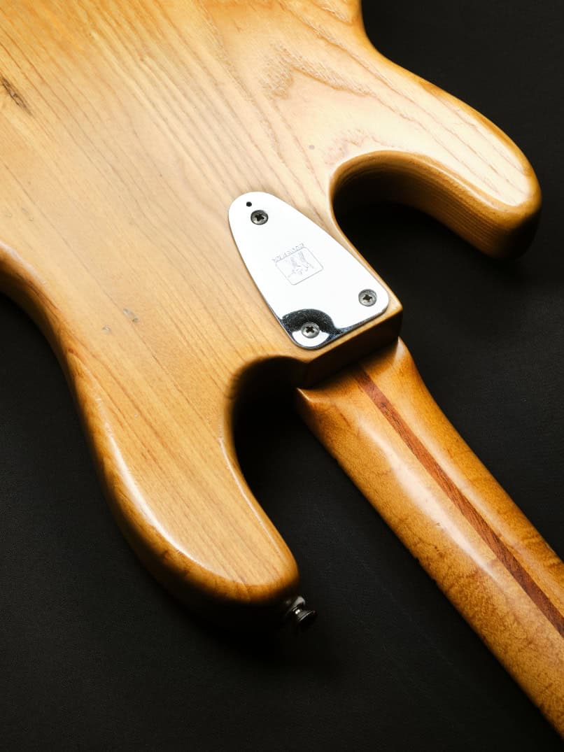 Pre-owned Musicman StingRay Pre-Ernie Ball Natural 1979 (6)