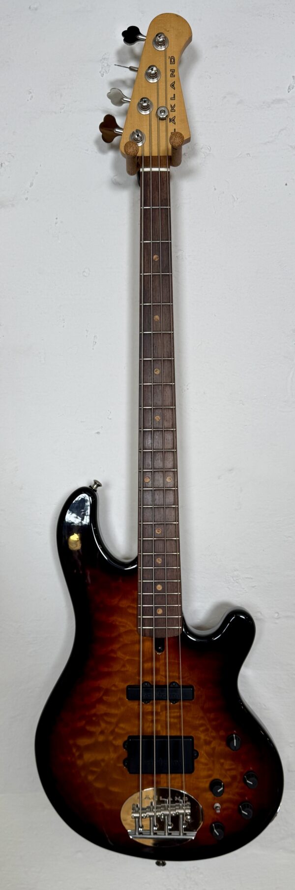 Pre-owned Lakland US 4-94 Deluxe Quilted Maple 1999 Pre-owned Lakland US 4-94 Deluxe Quilted Maple 1999