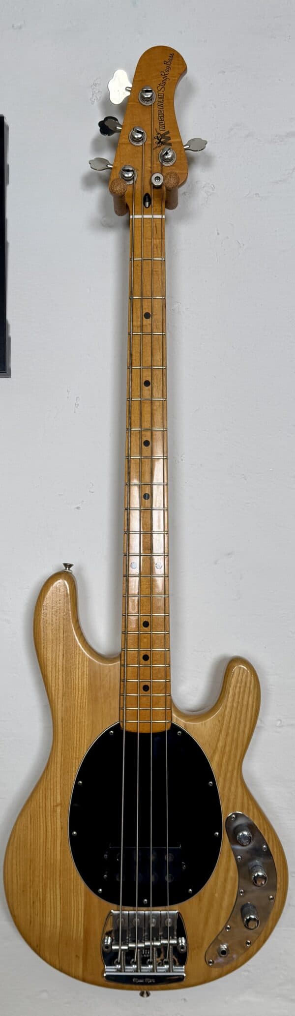 Pre-owned Musicman StingRay Pre-Ernie Ball Natural 1979