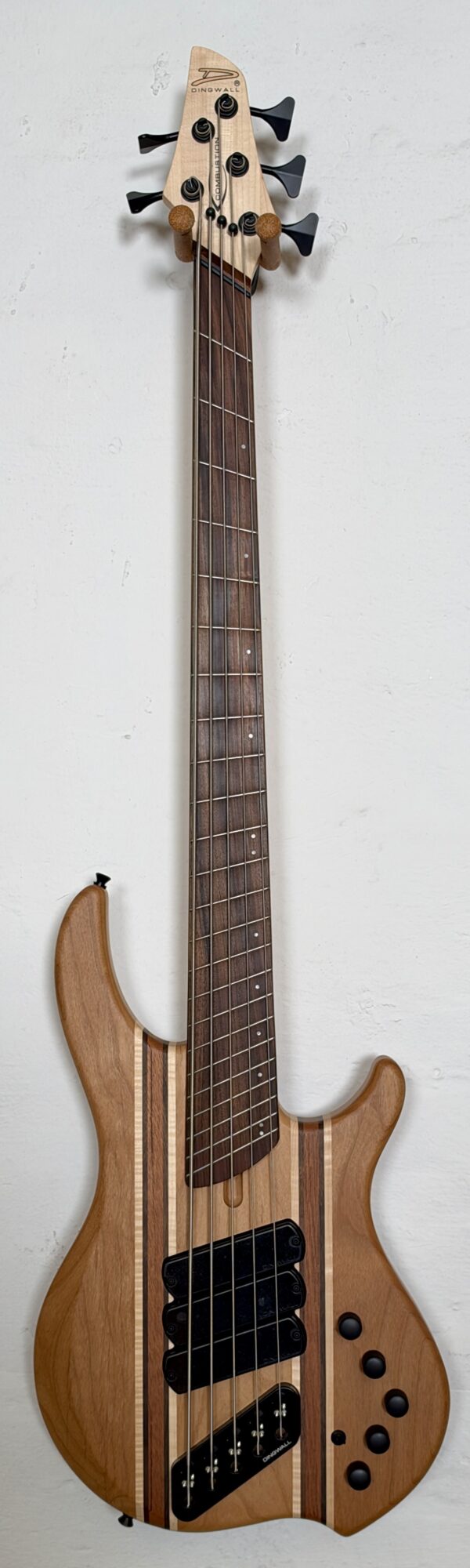 Dingwall Amos Williams Signature Combustion 5